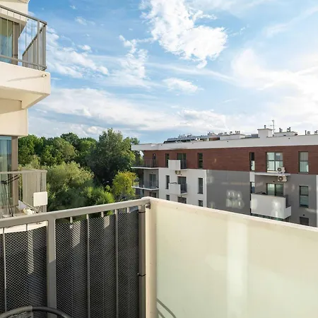 Air-Conditioned Apartment In Rzeszow With Parking & Balcony By Noclegi Renters Rzeszow