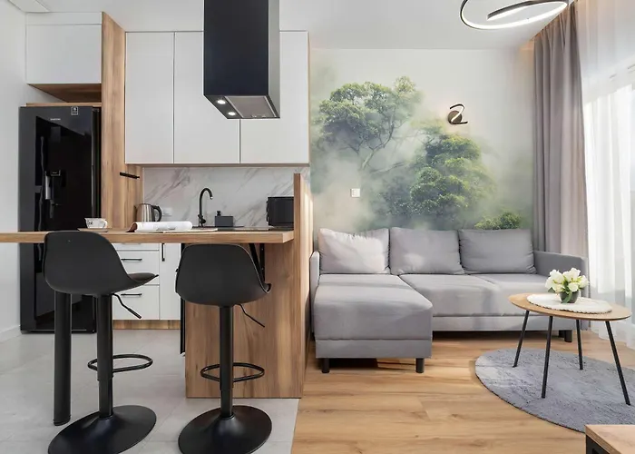 Air-conditioned In With Parking By Renters *